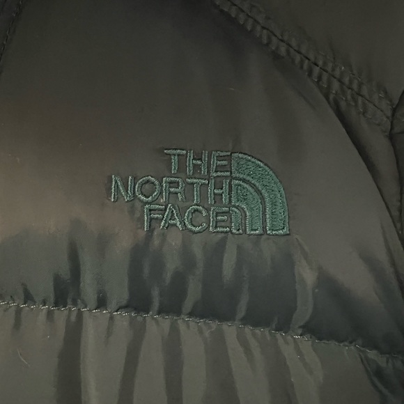 NORTH FACE women’s goose down filled jacket. - Picture 3 of 8